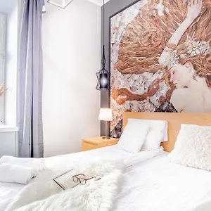https://at-krakow-apartments.krakowhotelspoland.com