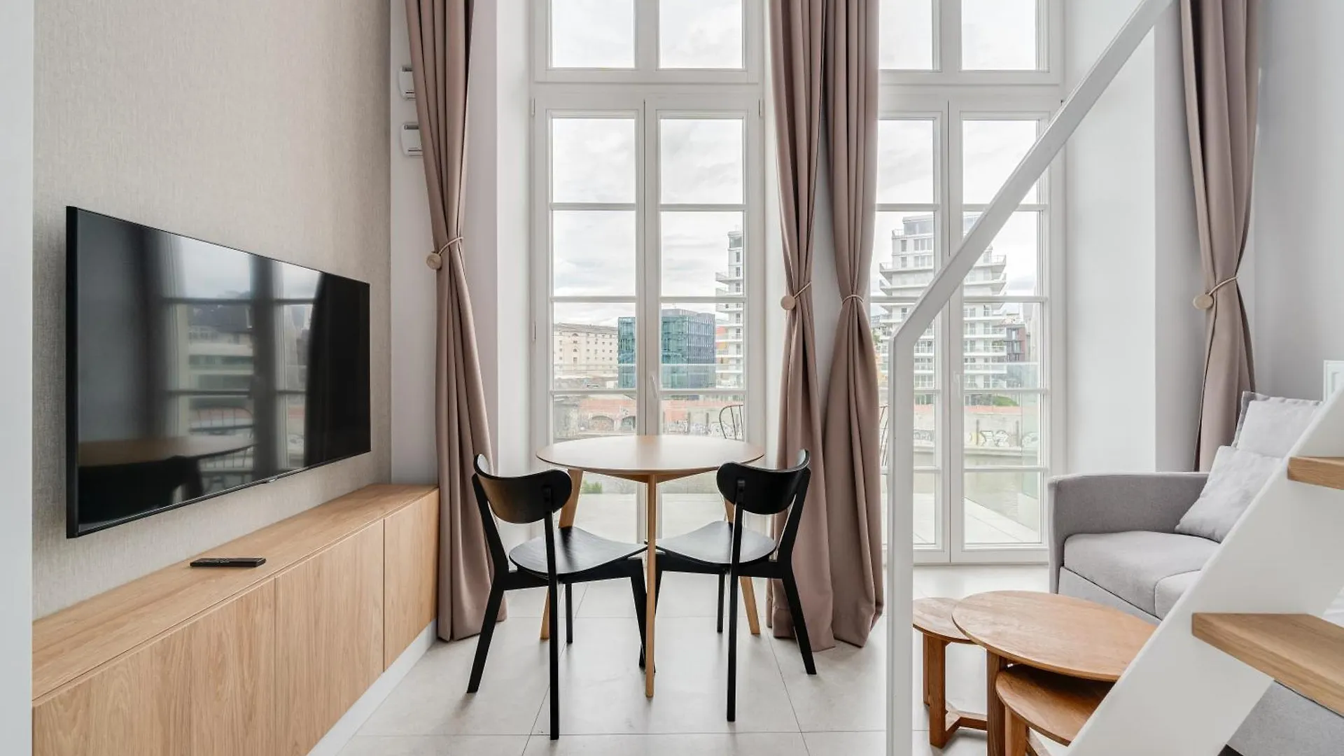 Rentplanet - Bulwar Staromiejski Vratislav Apartmán