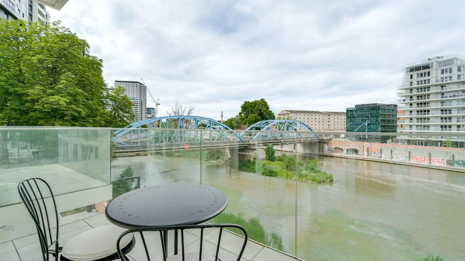 Apartmán Rentplanet - Bulwar Staromiejski Vratislav