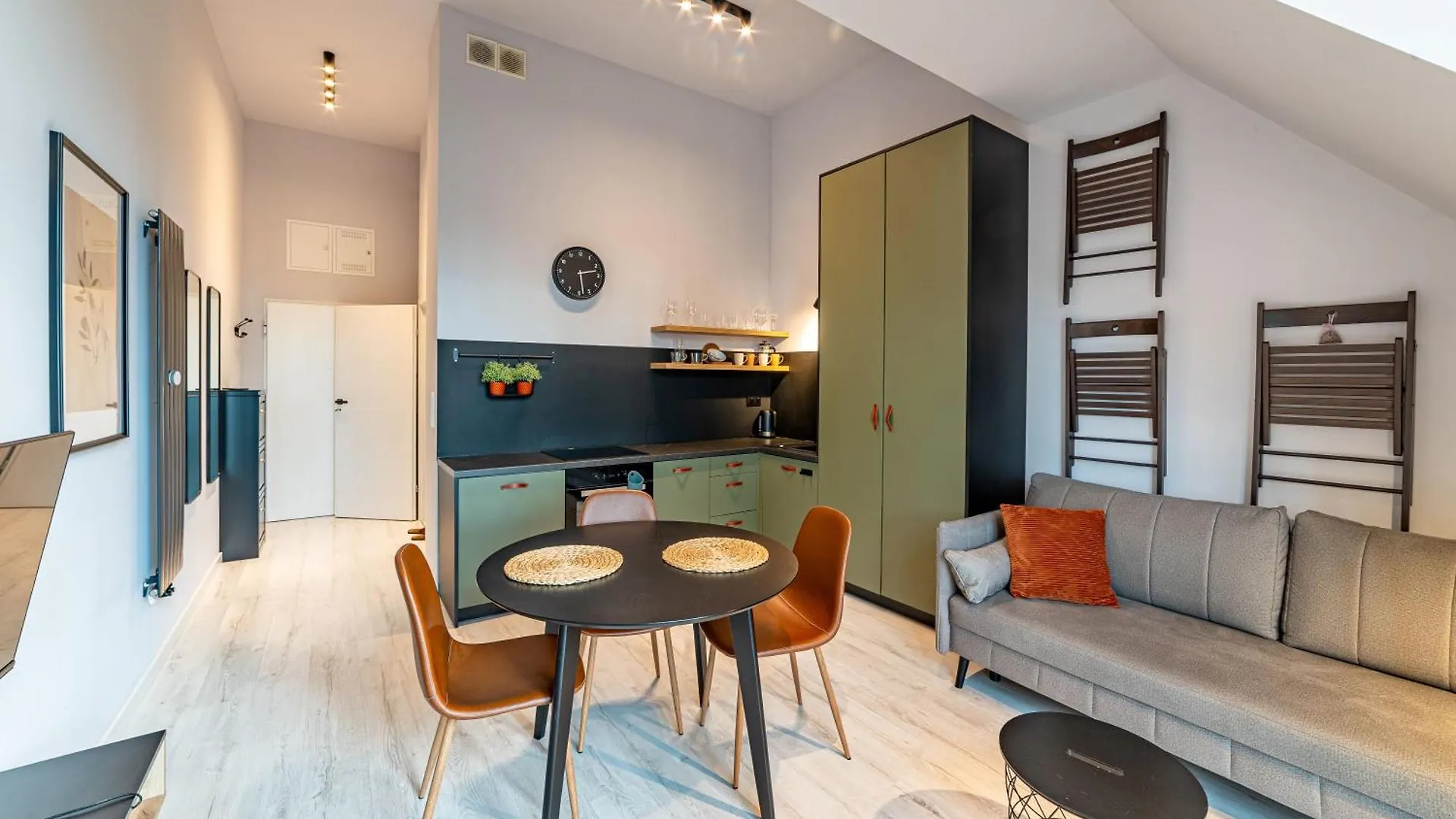Apartmán Rentplanet - Bulwar Staromiejski Vratislav