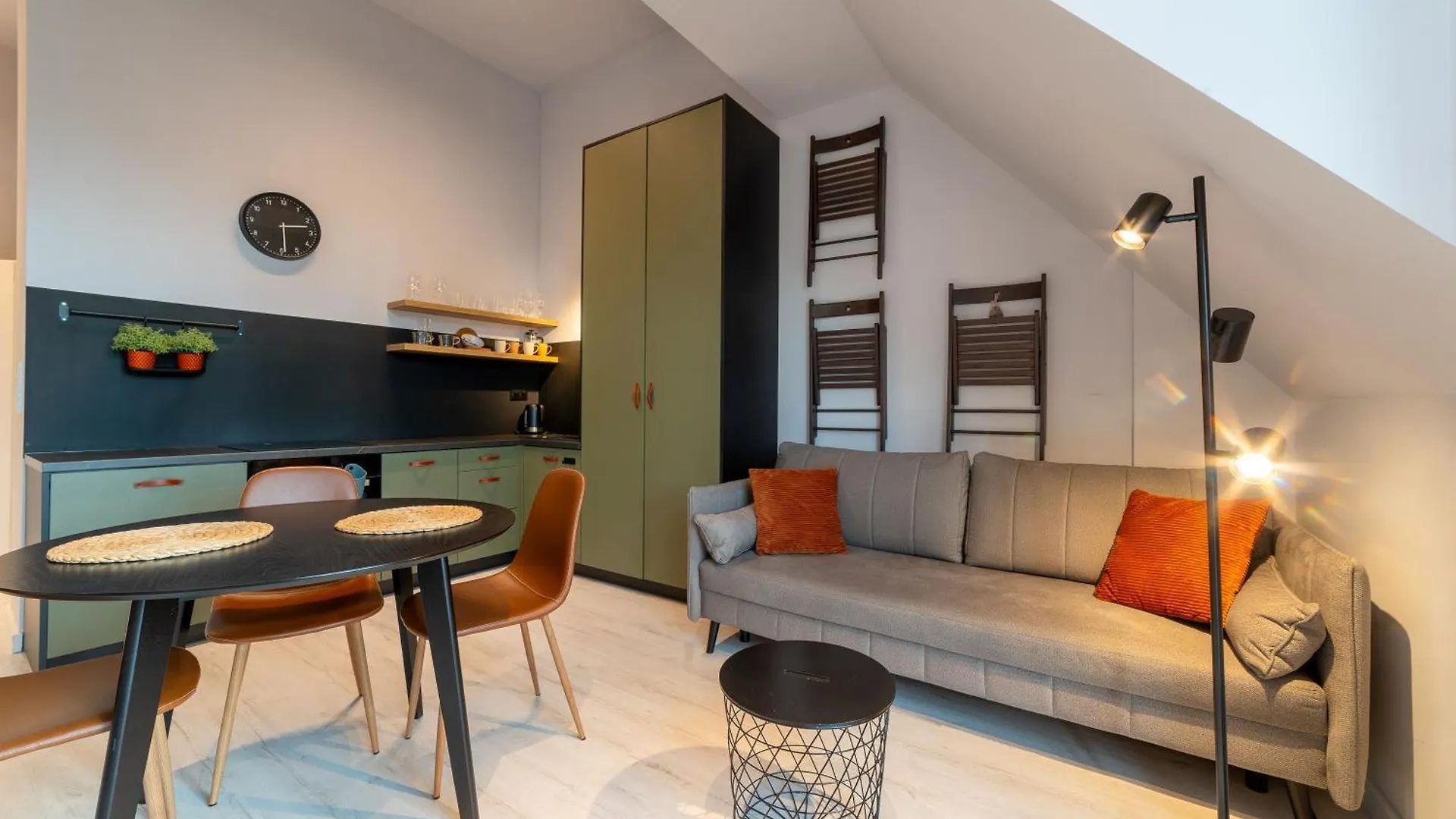 Rentplanet - Bulwar Staromiejski Wroclaw Poland